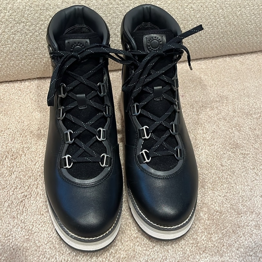 Cole Haan waterproof ankle boot 9.5